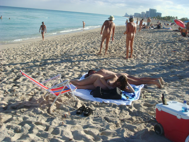 Pic #1Sexy And Pregnant At The Nude Beach