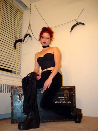 Pic #1Teen Goth Chick 3