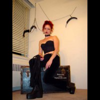 Pic #1Teen Goth Chick 3