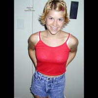 Pic #1Tea 20 Yo Does Tricks