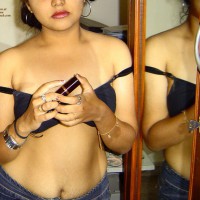 Pic #1 Sexy Desi Wife