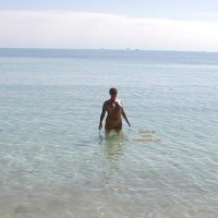 Pic #1Redhead From Seattle in The Bahamas