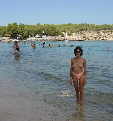 Pic #1Mujer al Sol