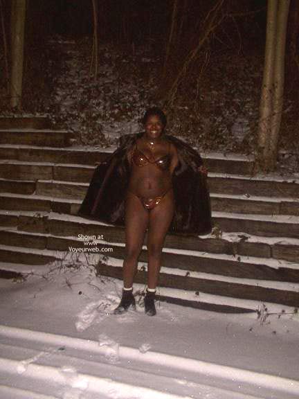 Pic #1Outside Girl
