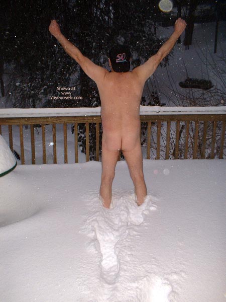 Pic #1M* Over the Hill Guy Salutes the Ladies