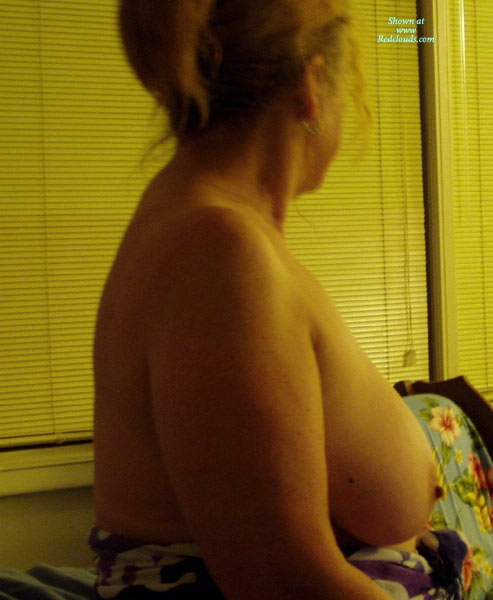 Pic #1Dee Dee Shows A Little More!