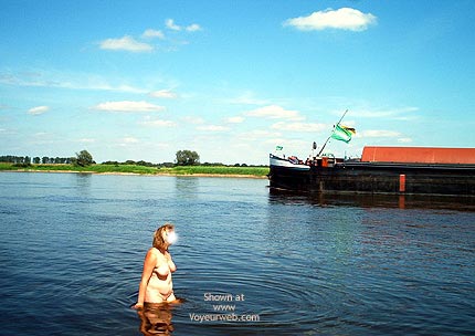 Pic #1Mausis Heisser Tag an der Elbe