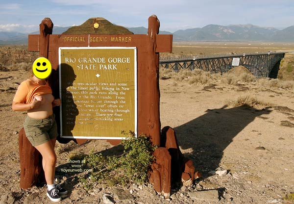 Pic #1Miss Smiles Naked in New Mexico