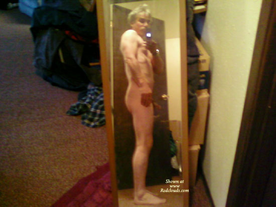 Pic #1Single Feeling Appetizing