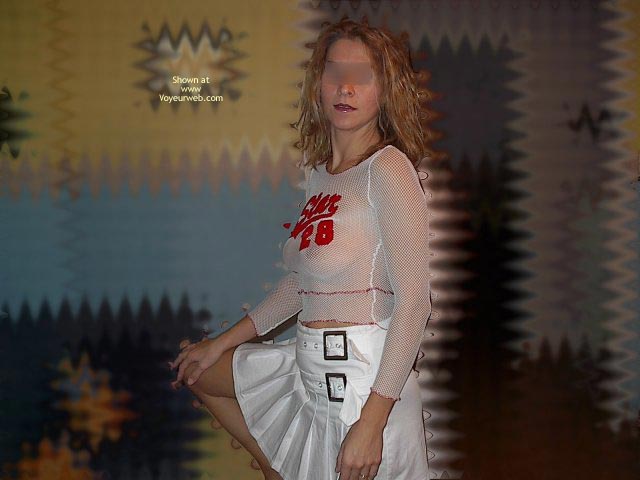 Pic #1 Femme 26 ans Suite