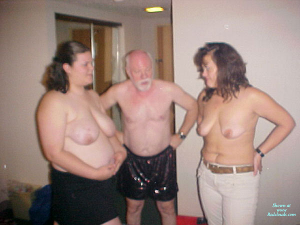 Pic #1It's Time For A Lil Bump -n- Grind