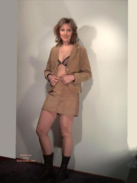 Pic #1Aggie Showing Off 13