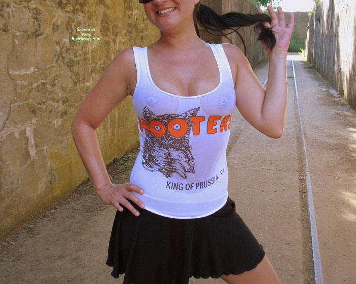 Pic #1Carries Hooters Exposed!