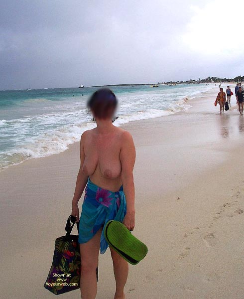 Pic #1Natural Boobs
