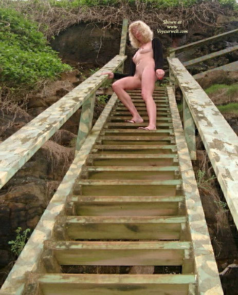 Pic #1Anise Returns To Beach (part 1/2)