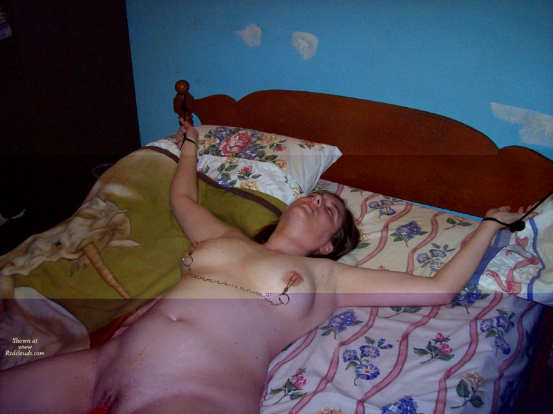 Pic #1Doubl L Fit To Be Tied