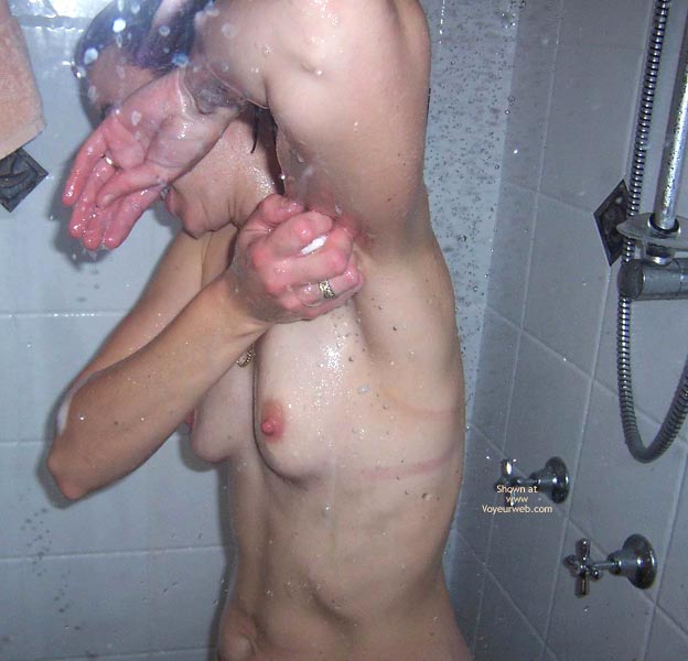 Pic #1Tweety Bird in The Shower