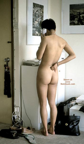 Pic #1Chinese Girl Opens Up