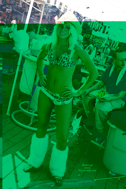 Pic #1 Sexy Girls At Sturgis 2008