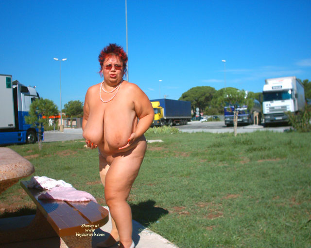 Pic #1Kisses From France