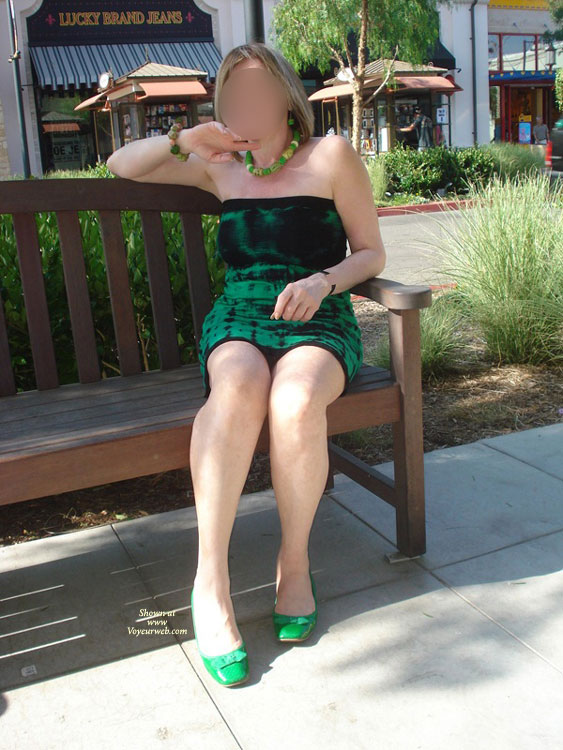 Pic #1The Queen In Usa
