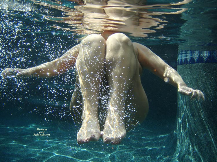 Pic #1Misty Cools Off