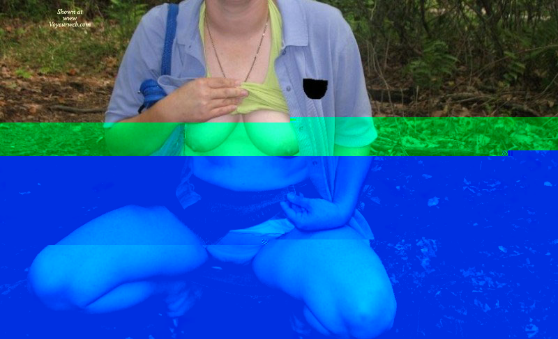 Pic #1Lynn In Public