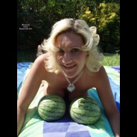 Onehotamy - Like My Melon's?