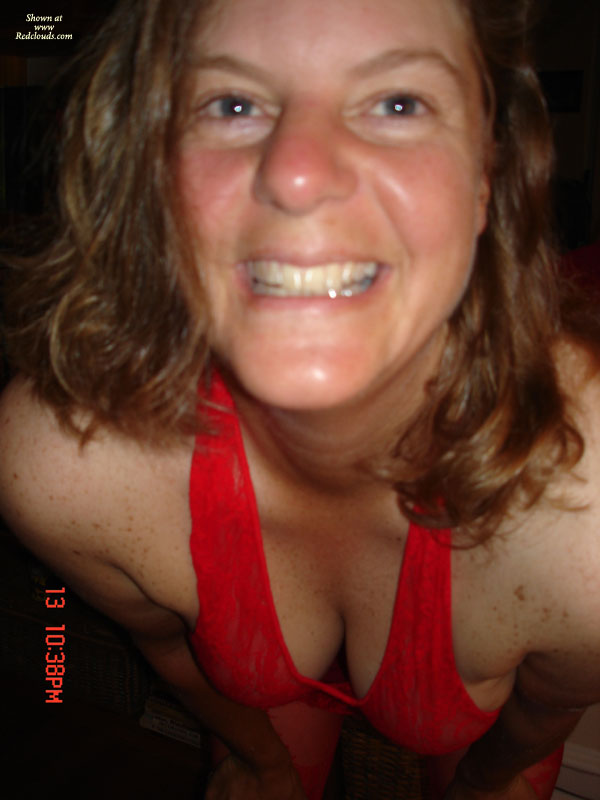 Pic #1Wanda In Red