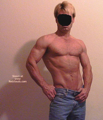 Pic #1M* Pumped Up & Cocky