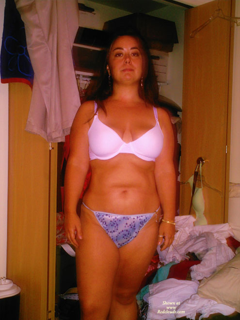 Pic #1Bronwyn