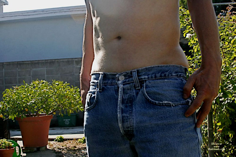 Pic #1D_R Old Blue Jeans