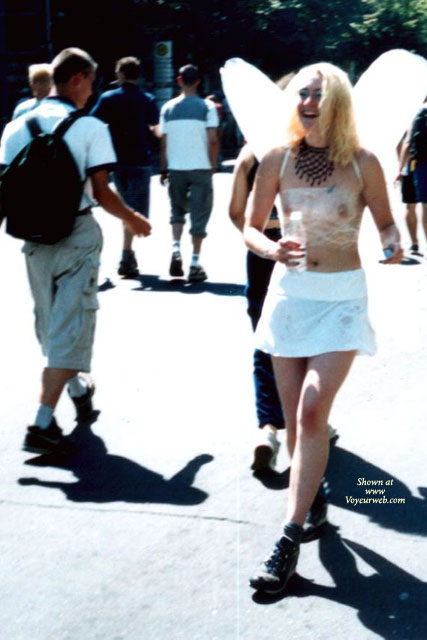 Pic #1 Love Parade '99