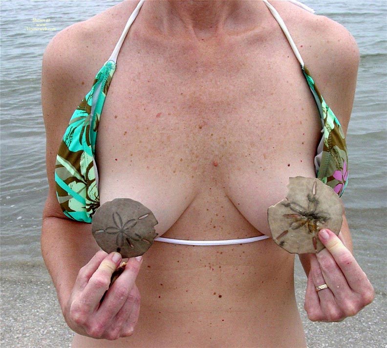 Pic #1Libby At The Beach
