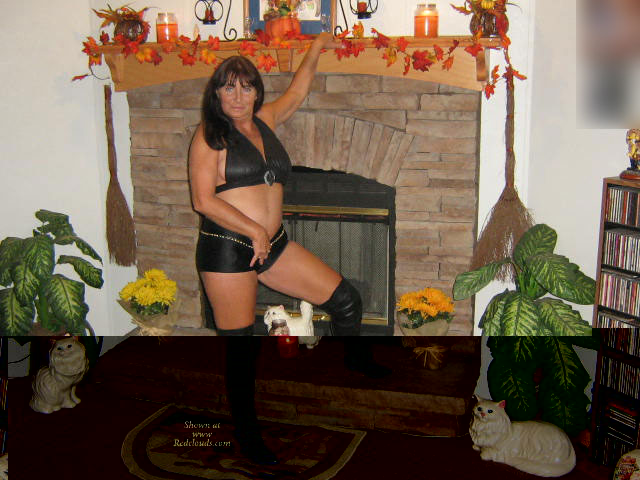 Pic #1Victoria's Fireplace