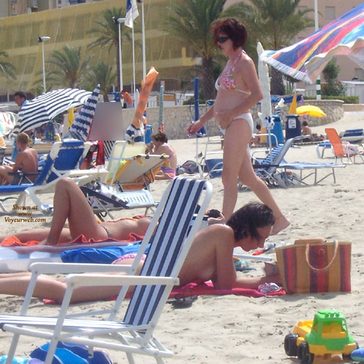 Pic #1 Beach Tits