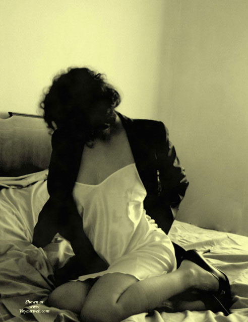 Pic #1 Viola On The Bed