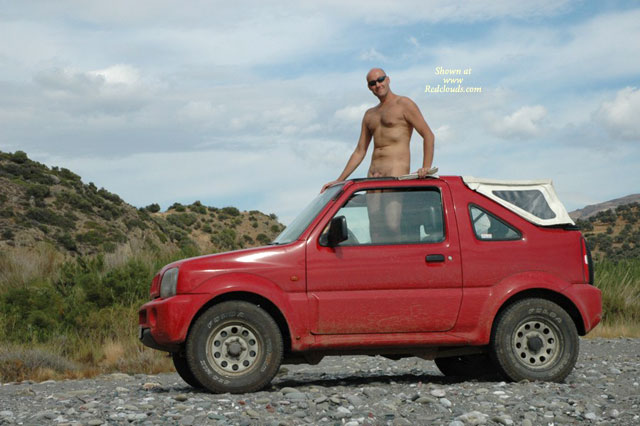Pic #1Naked In Crete