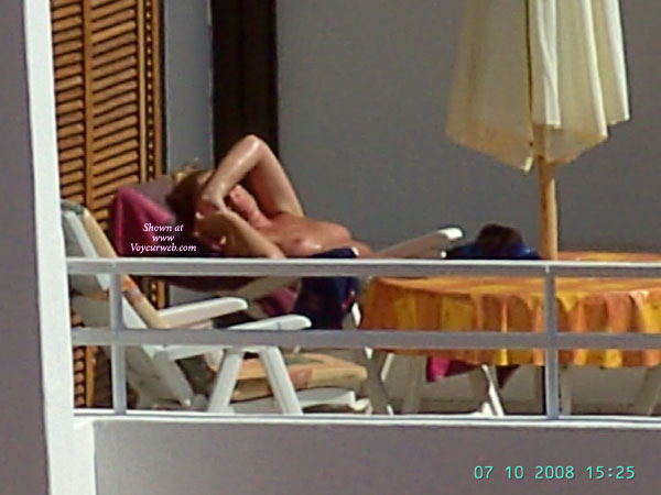 Pic #1 Balconing