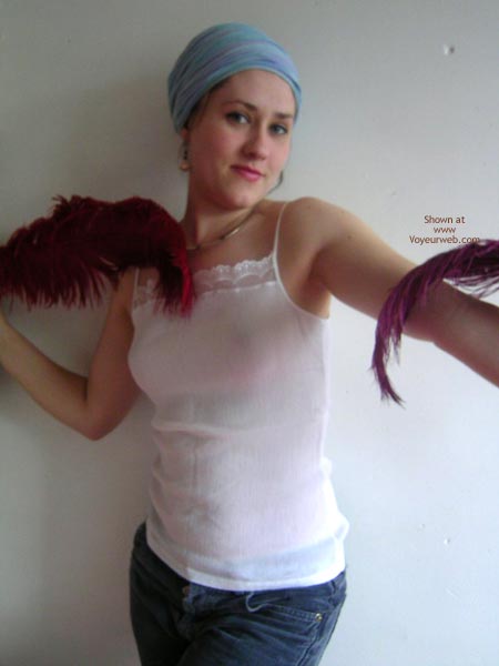 Pic #1Feathered Doizette Doizette A Plumes