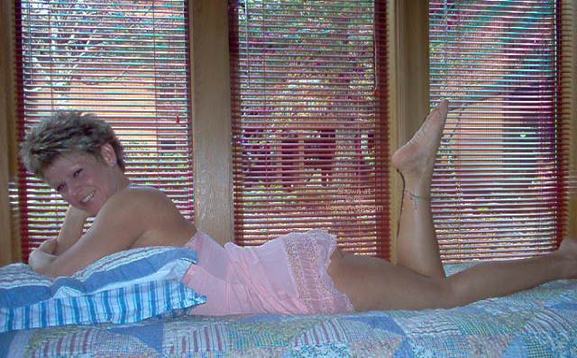 Pic #1Angelique On The Daybed 2