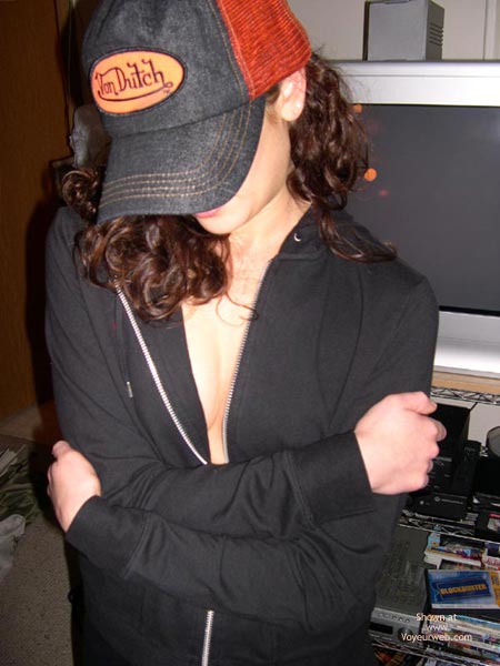 Pic #1Nicole Is Down For Full Nude Fun