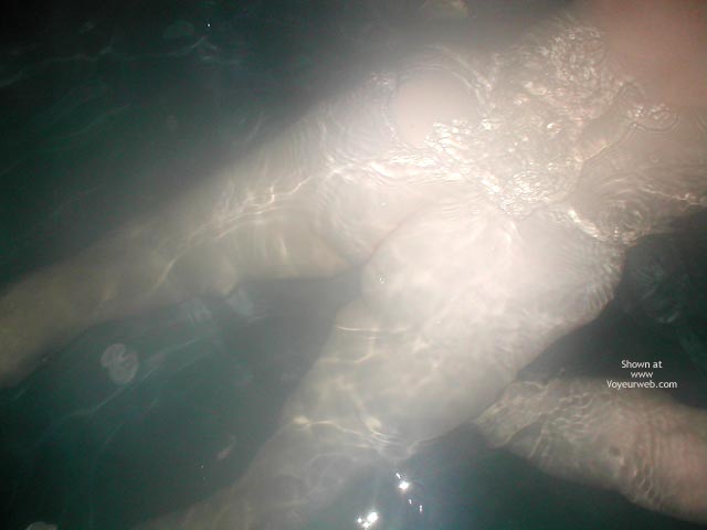 Pic #1Two Hotties In The Hot Tub