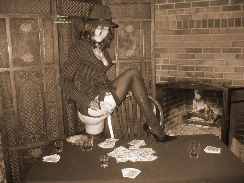 Pic #1Poker And Gangsters Pt 1