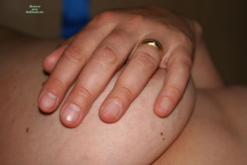 Pic #1Huge Dildo In Wifes Butt