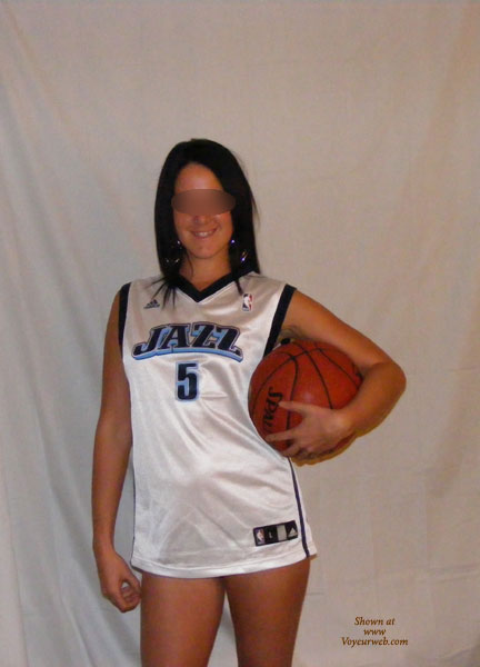 Pic #1V Wants To Play Ball