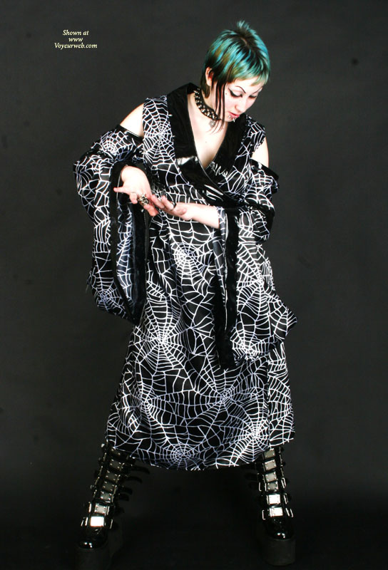 Pic #1Blacksnowhite From Montreal