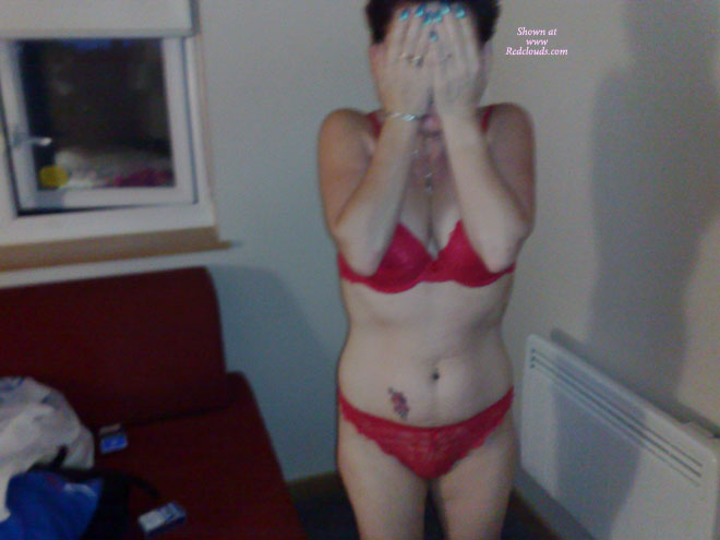 Pic #1Ex Fiancee