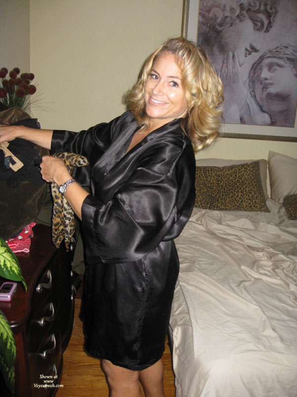 Pic #1 Amber Pays The Gardener