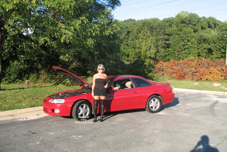 Pic #1Florida Girl With Her Red Toy